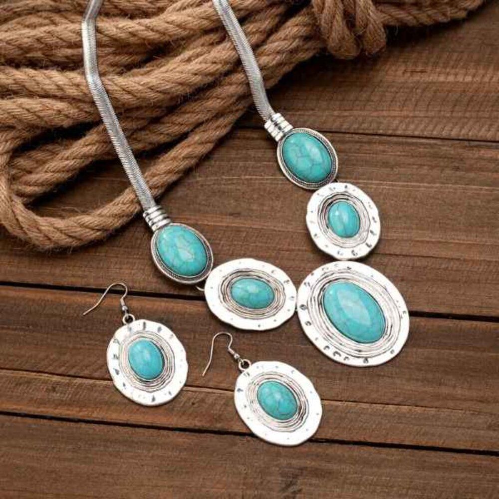 Western Boho Turquoise Silver Necklace and Earring Set - Picture 10 of 11